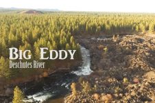 BIG EDDY RAPIDS ON THE DESCHUTES RIVER