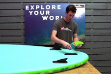 HOW TO FIT YOUR REMOVABLE FIN OF YOUR INFLATABLE STAND UP PADDLE BOARD