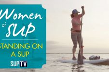 HOW TO STAND ON A STAND UP PADDLEBOARD