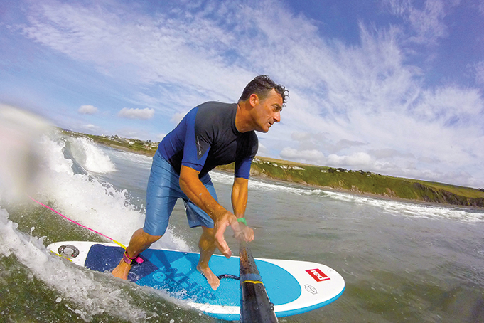 SUP INTERNATIONAL MAGAZINERED PADDLE CO WHIP 8'10 TEST REVIEW 