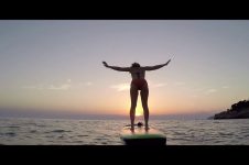 STAND UP PADDLE-BOARD & SUP YOGA | METTA FLOAT