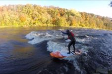 WHITEWATER SUP | RIVER SURFING IN SCOTLAND, UK